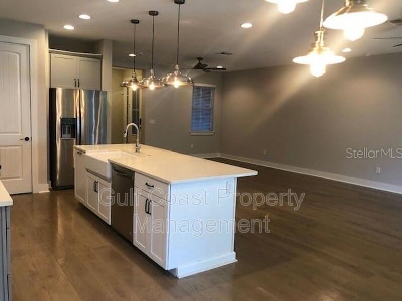 3/ 2.5 With a Loft Townhome Available For Rent property image