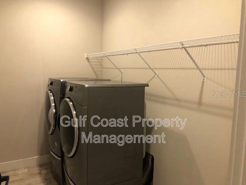 3/ 2.5 With a Loft Townhome Available For Rent property image