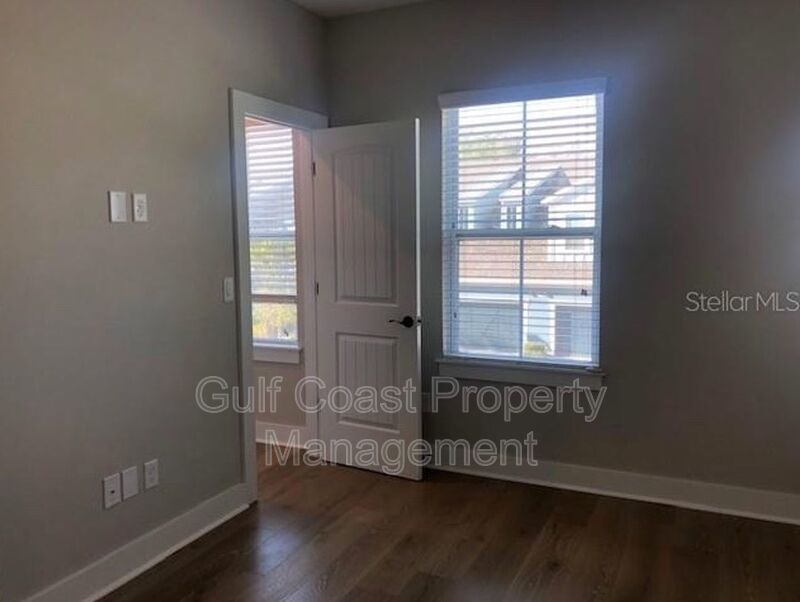 3/ 2.5 With a Loft Townhome Available For Rent property image
