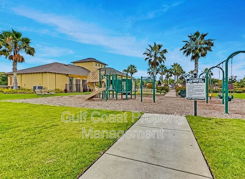 Annual Unfurnished 3-bedroom, 2.5 bath, with a 2-Car Garage Townhome Located in the Gated Community of Copperstone property image