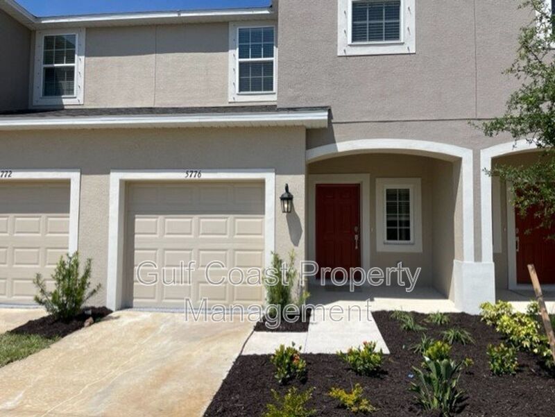3 Bedroom Town Home Excellent Location! property image