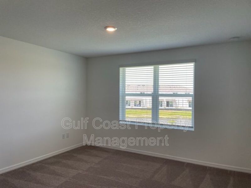 3 Bedroom Town Home Excellent Location! property image