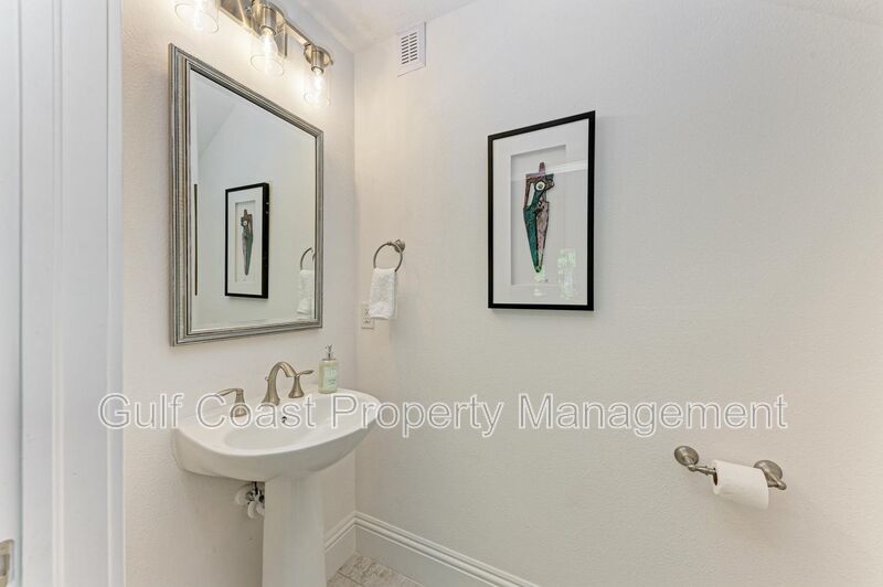 Annual Unfurnished Three-Bedroom, 2.5-Bath Townhome Located in the Hidden Creek Community of Lakewood Ranch property image