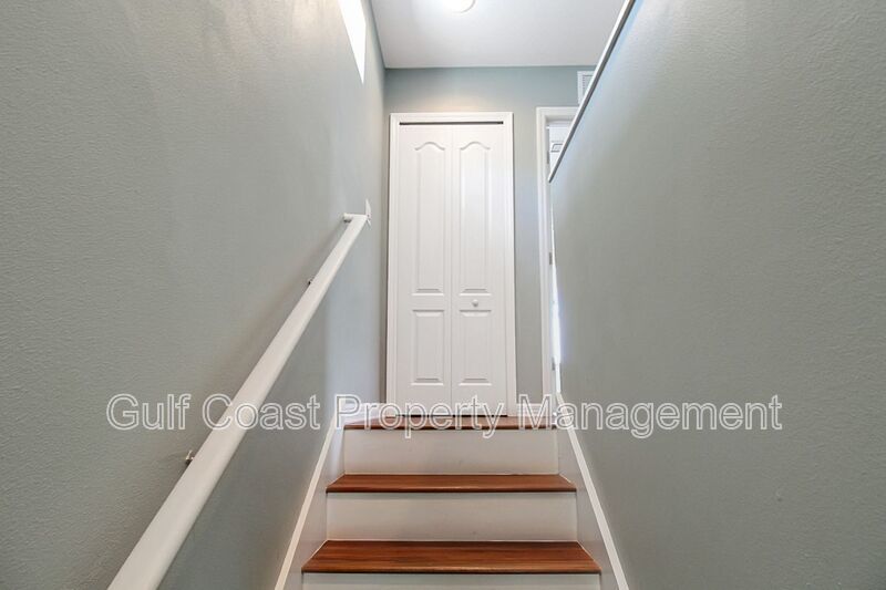 Annual Rental With 3-bedrooms, 2.5-bathrooms, Plus a Two Car Garage Located in the Gated Community of Woodbrook property image