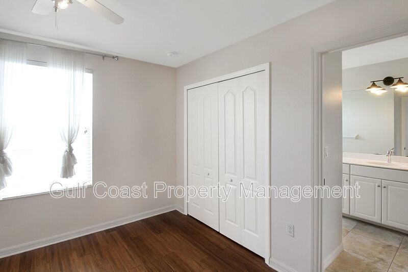 Annual Rental With 3-bedrooms, 2.5-bathrooms, Plus a Two Car Garage Located in the Gated Community of Woodbrook property image