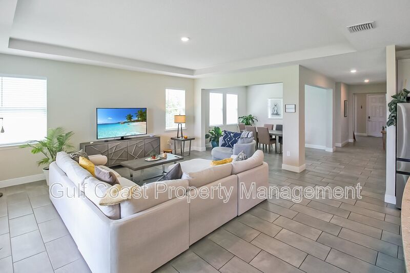 Annual 4-Bedroom, 3.5-Bath Annual Rental Home in Star Farms – Available Furnished or Unfurnished property image