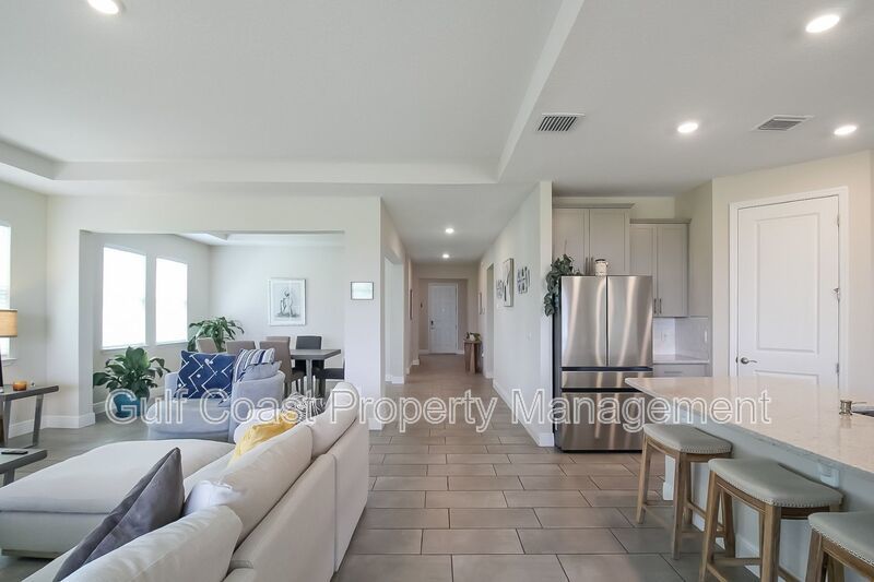 Annual 4-Bedroom, 3.5-Bath Annual Rental Home in Star Farms – Available Furnished or Unfurnished property image