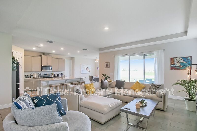 Annual 4-Bedroom, 3.5-Bath Annual Rental Home in Star Farms – Available Furnished or Unfurnished property image