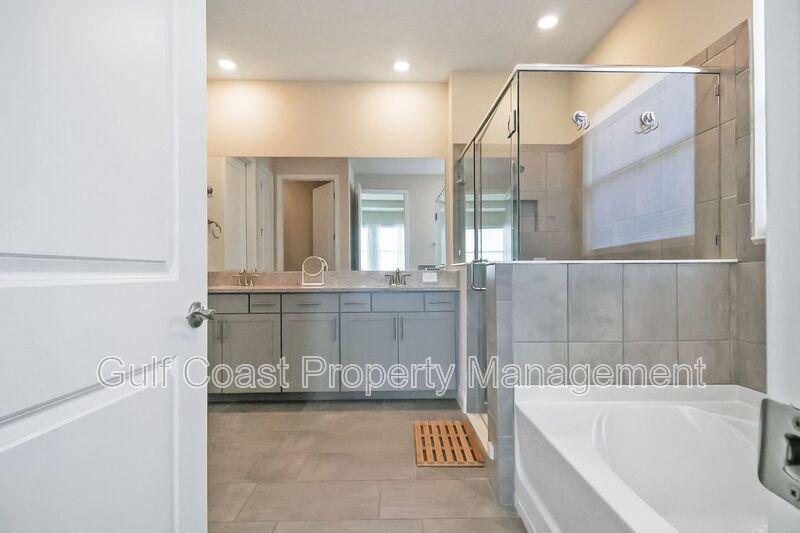 Annual 4-Bedroom, 3.5-Bath Annual Rental Home in Star Farms – Available Furnished or Unfurnished property image