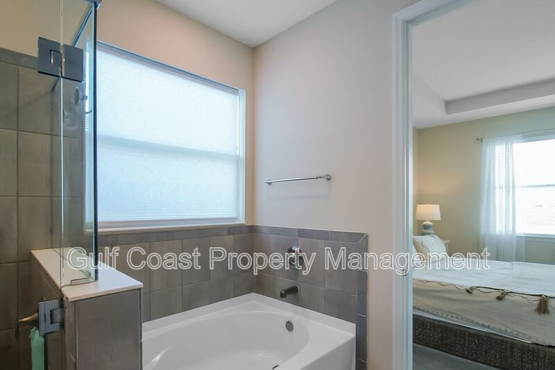 Annual 4-Bedroom, 3.5-Bath Annual Rental Home in Star Farms – Available Furnished or Unfurnished property image