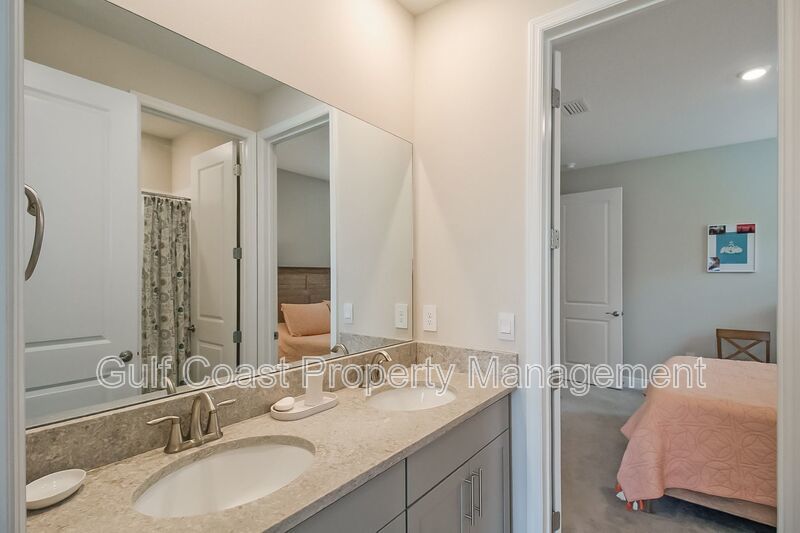 Annual 4-Bedroom, 3.5-Bath Annual Rental Home in Star Farms – Available Furnished or Unfurnished property image