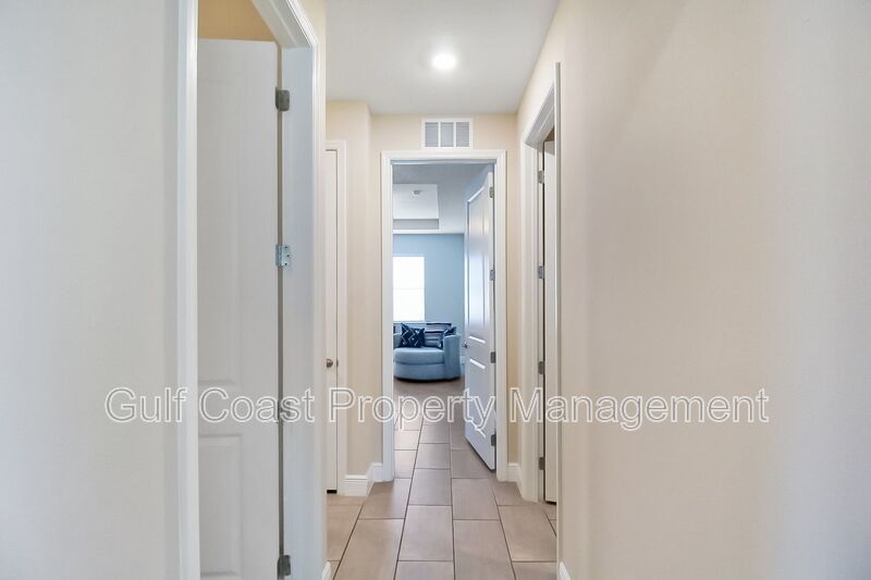 Annual 4-Bedroom, 3.5-Bath Annual Rental Home in Star Farms – Available Furnished or Unfurnished property image