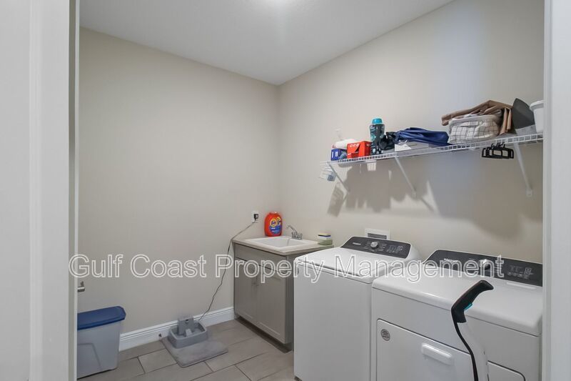 Annual 4-Bedroom, 3.5-Bath Annual Rental Home in Star Farms – Available Furnished or Unfurnished property image