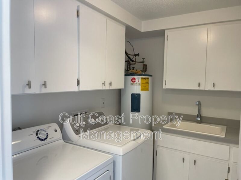 3/2.5 Townhouse in Nokomis property image