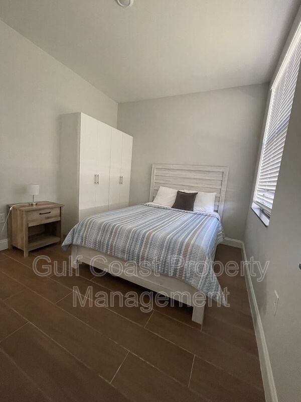 681 Windermere Drive property image