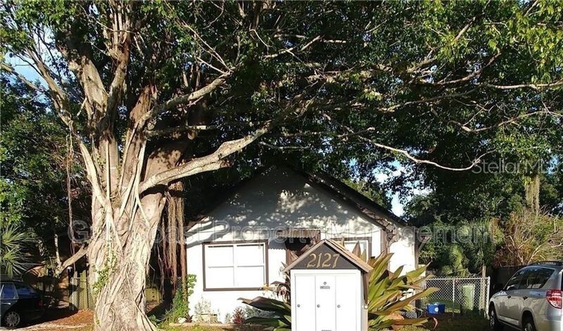 Annual One Bedroom, One Bath, Updated rental with Utilities Included. property image