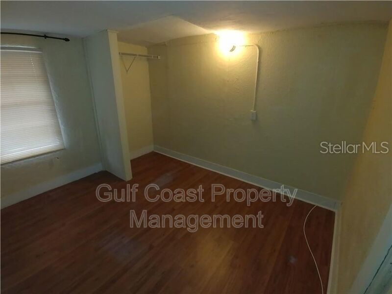 Annual One Bedroom, One Bath, Updated rental with Utilities Included. property image