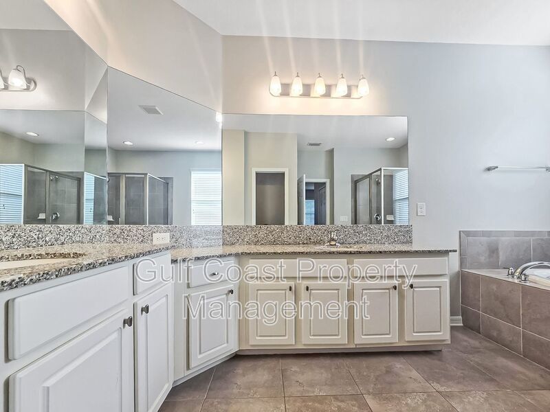 Annual Four Bedroom, Three bath, Pool Home Located in the Gated Community of Copperstone property image