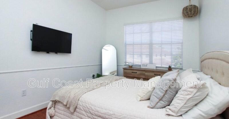 17484 Old Harmony Dr #202 property image