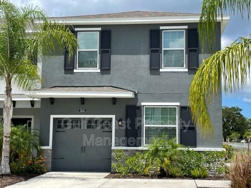 3 Bedroom Townhouse Available for Annual Rent property image