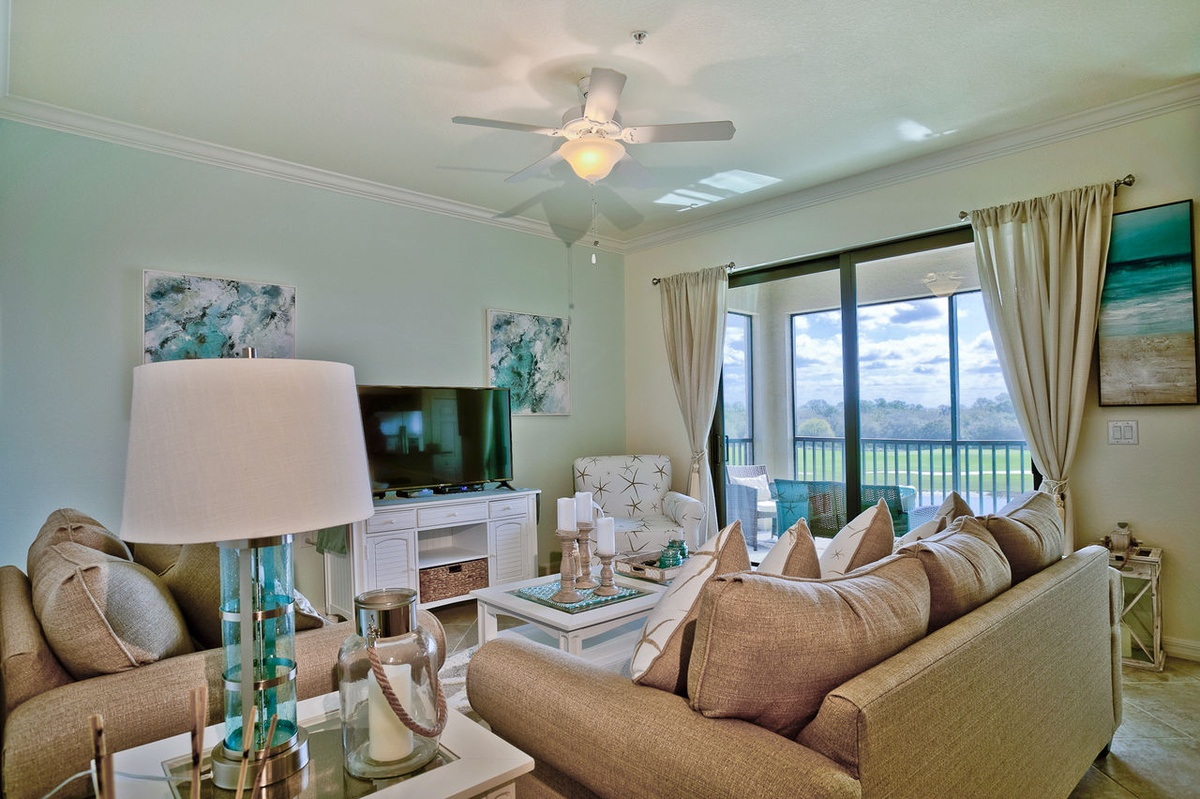 Lakewood Ranch vacation rental with an ocean theme, sandy and blue