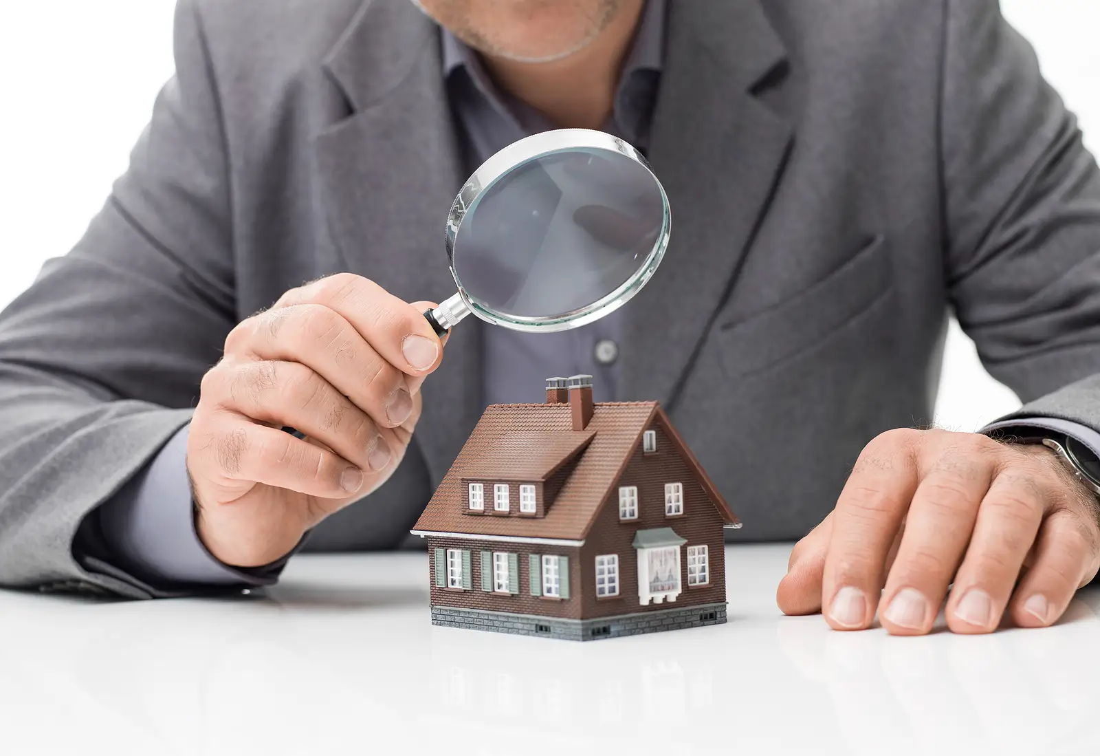 How Often Should You Schedule Off-Season Property Checks in Sarasota?