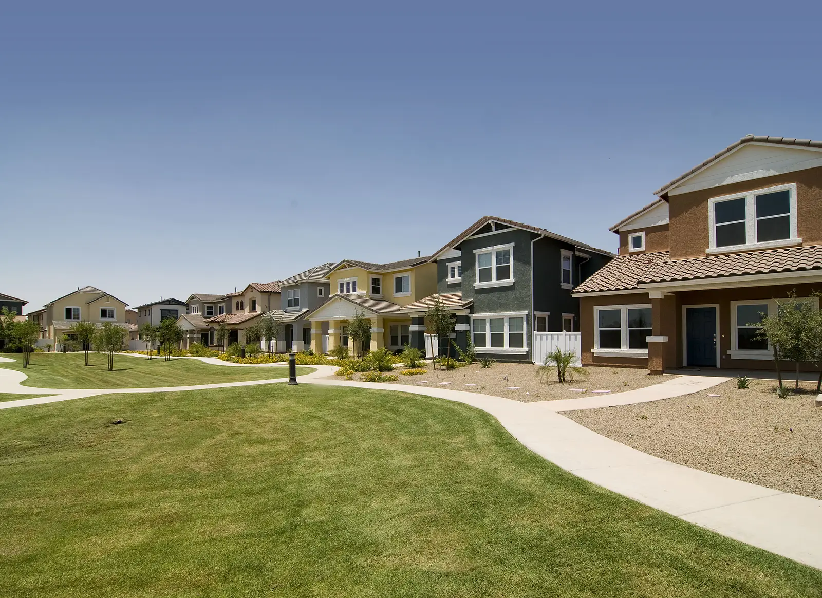 Common Mistakes HOA Boards Make — and How to Avoid Them