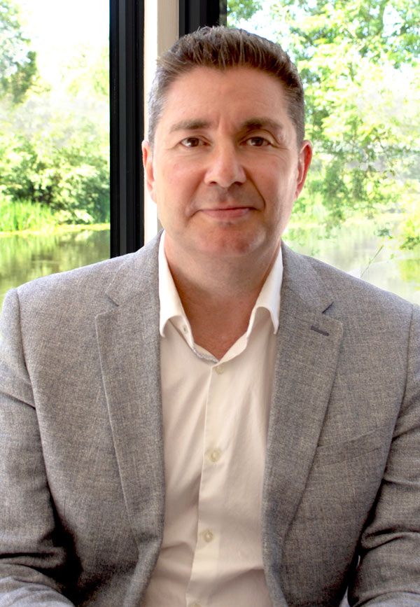 Picture of Ian Yates